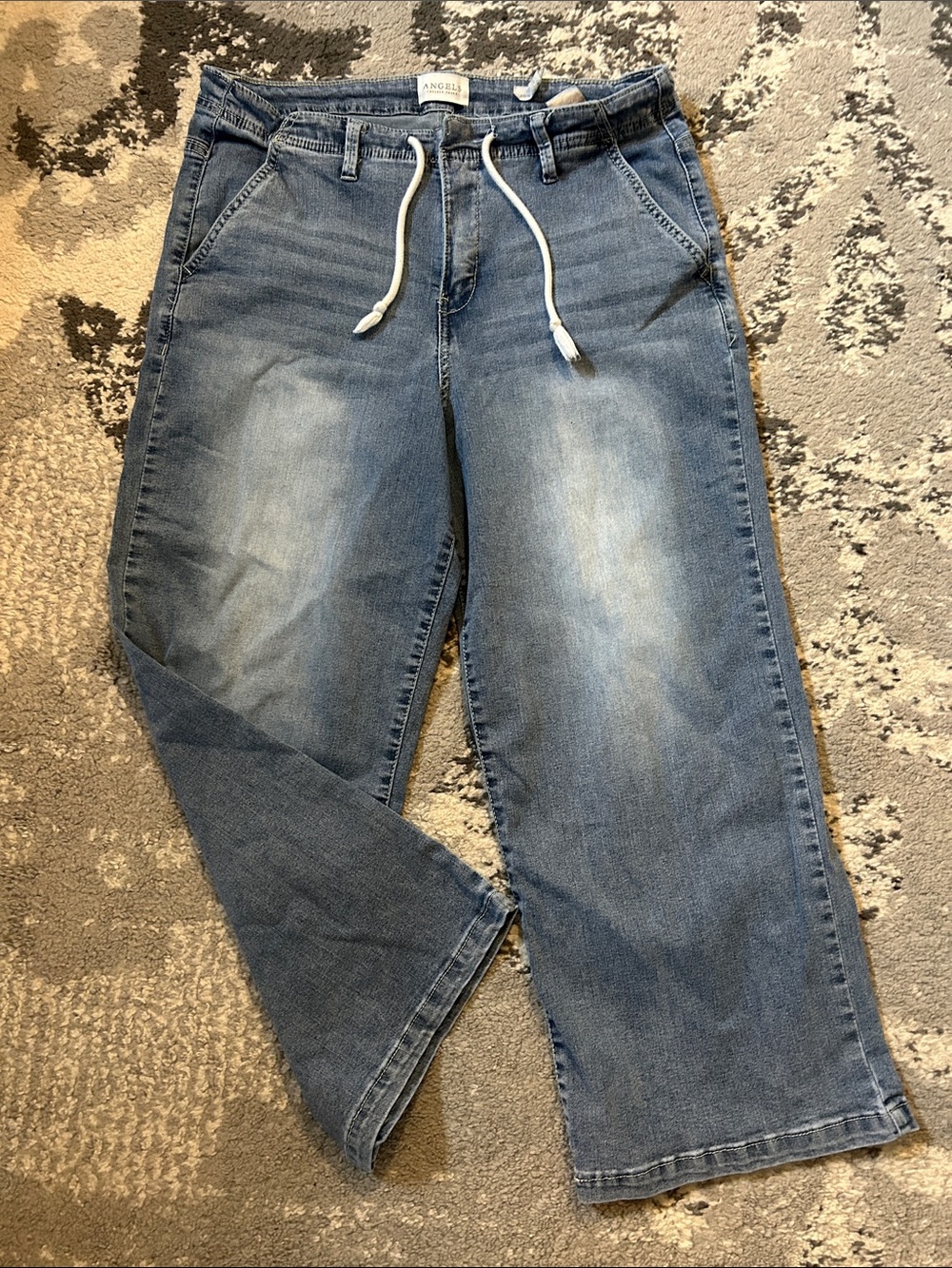 Angels Women’s Light Blue Cropped Denim Jeans